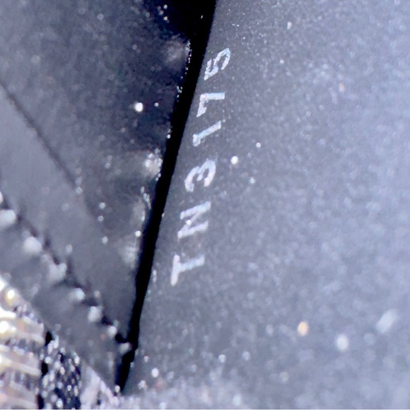 Louis Vuitton Limited Edition Zippy Wallet - Picture 11 of 12